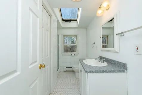 16 Glen Hill Road Dover NH 03820