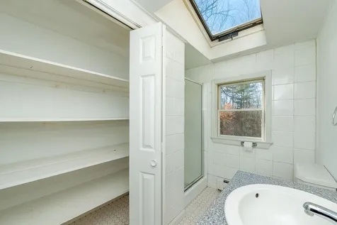16 Glen Hill Road Dover NH 03820