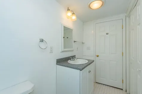 16 Glen Hill Road Dover NH 03820