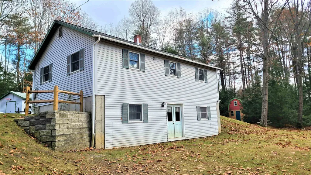 66 Martinsville Road Hartland VT 05048