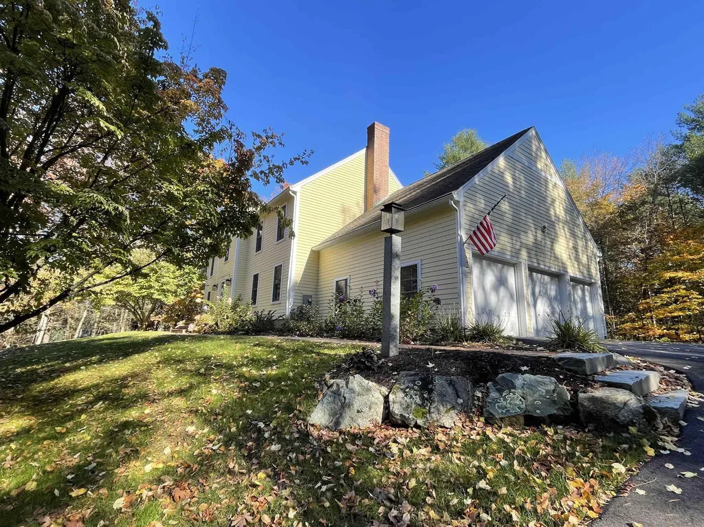 11 Highlander Drive North Hampton NH 03862