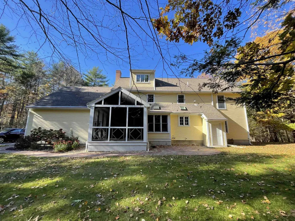 11 Highlander Drive North Hampton NH 03862