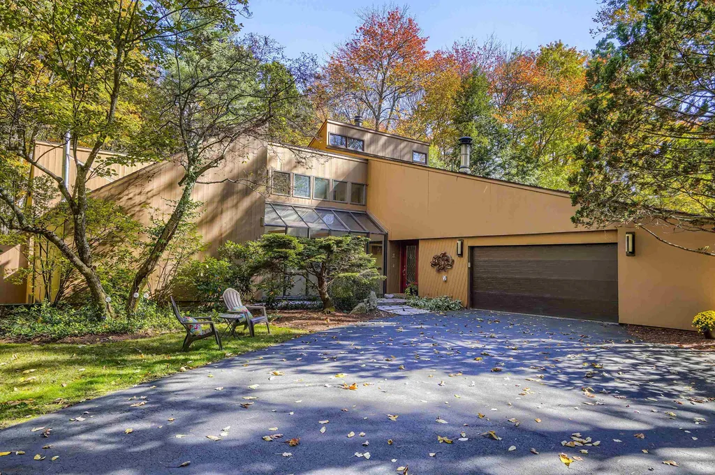 19 Storybrook Lane Amherst NH 03031