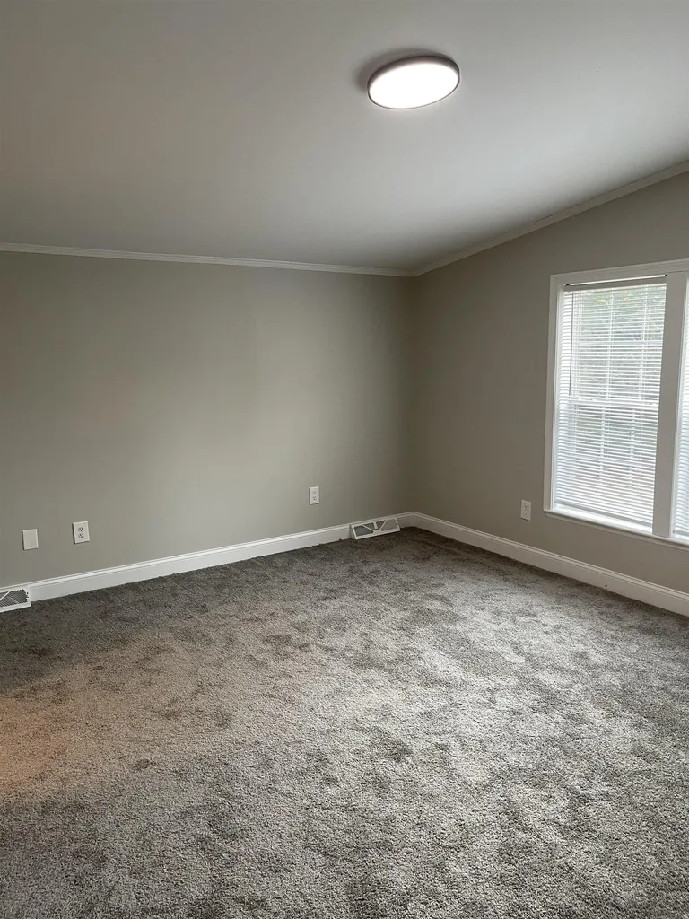 55 Ivy Lane Farmington NH 03835