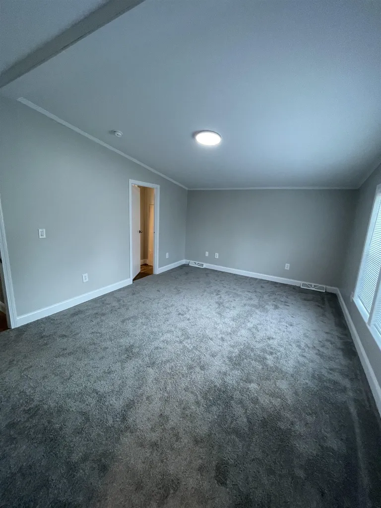 55 Ivy Lane Farmington NH 03835
