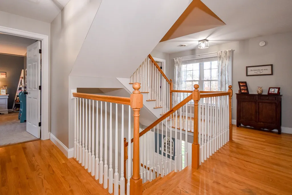 93 Tolend Road Barrington NH 03825