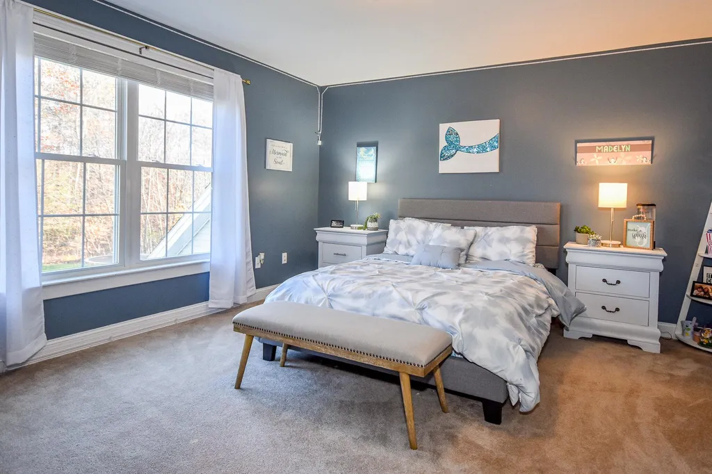 93 Tolend Road Barrington NH 03825