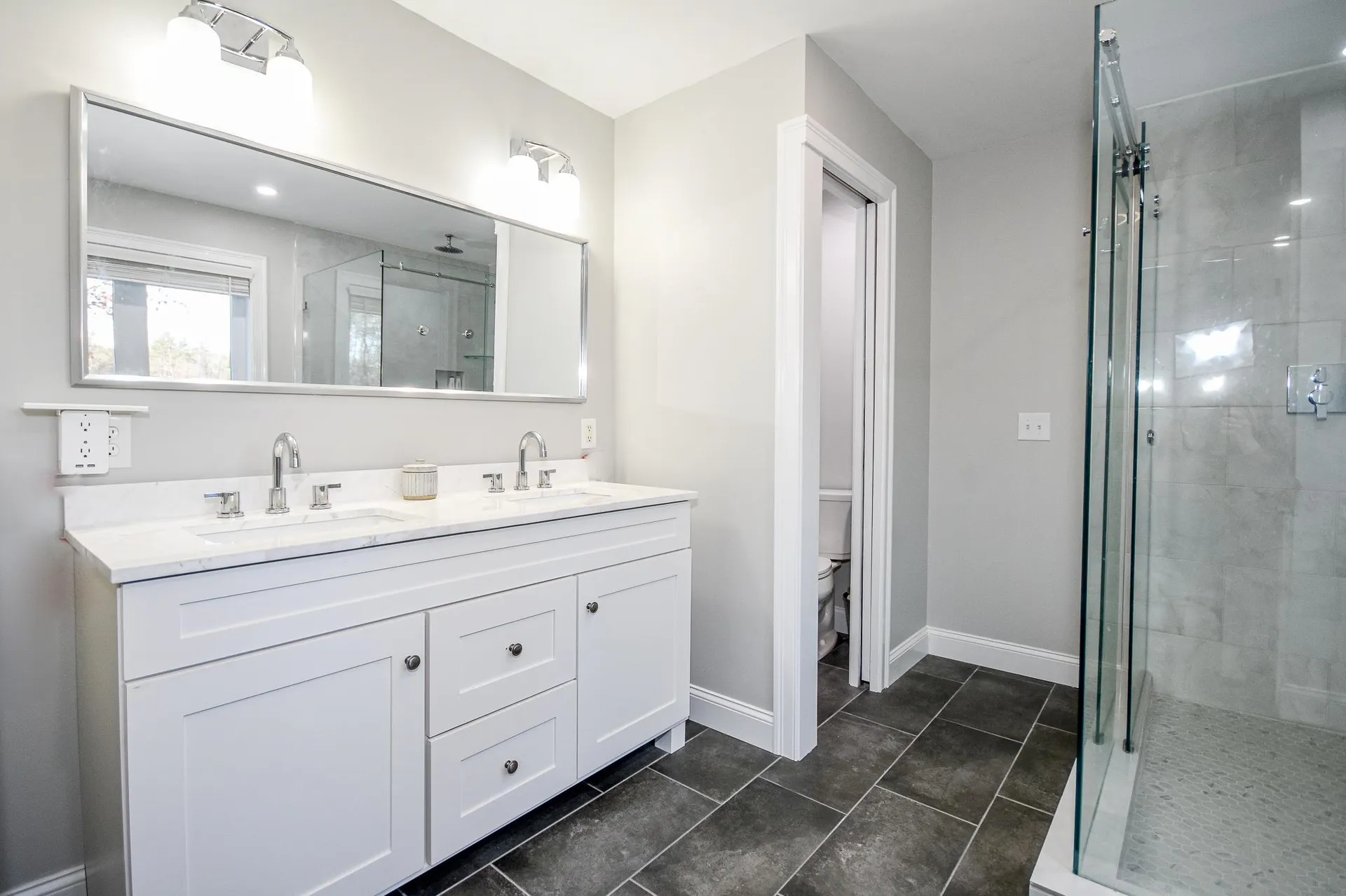 93 Tolend Road Barrington NH 03825