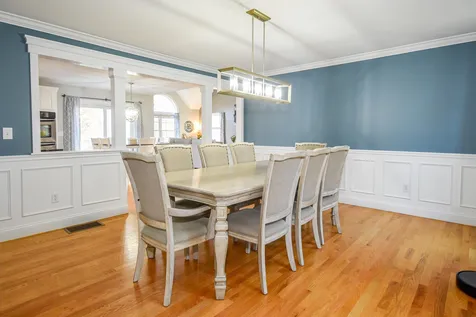93 Tolend Road Barrington NH 03825