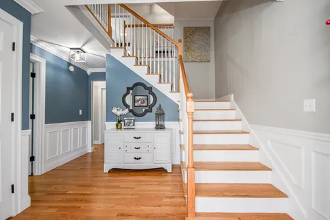 93 Tolend Road Barrington NH 03825