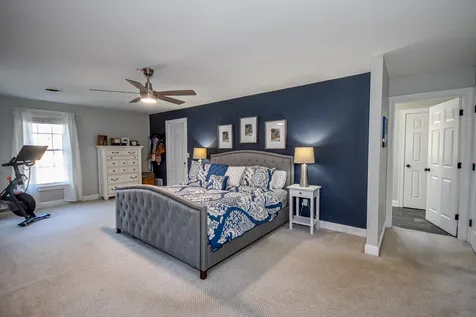 93 Tolend Road Barrington NH 03825