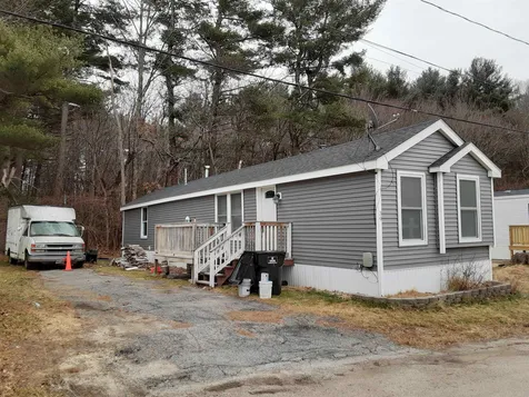 39 Mobile Drive Hudson NH 03051