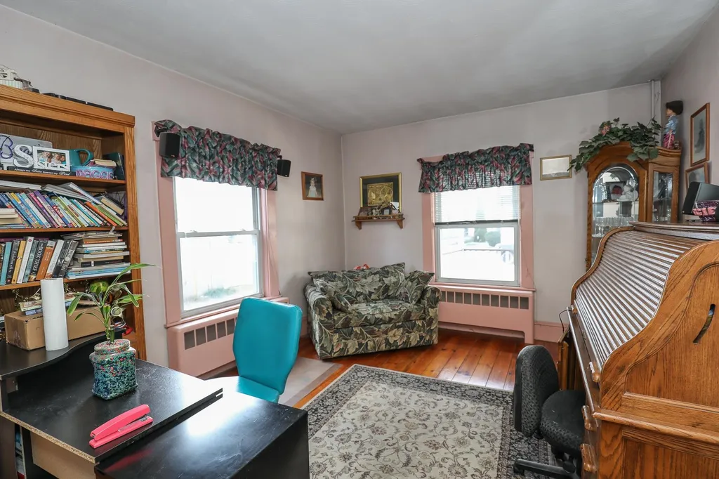 203 Alsace Street Manchester NH 03102