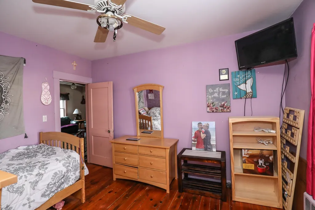 203 Alsace Street Manchester NH 03102