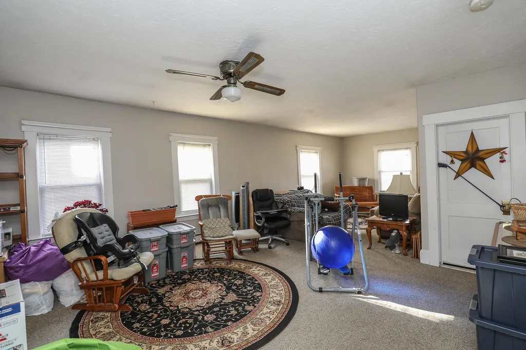 203 Alsace Street Manchester NH 03102