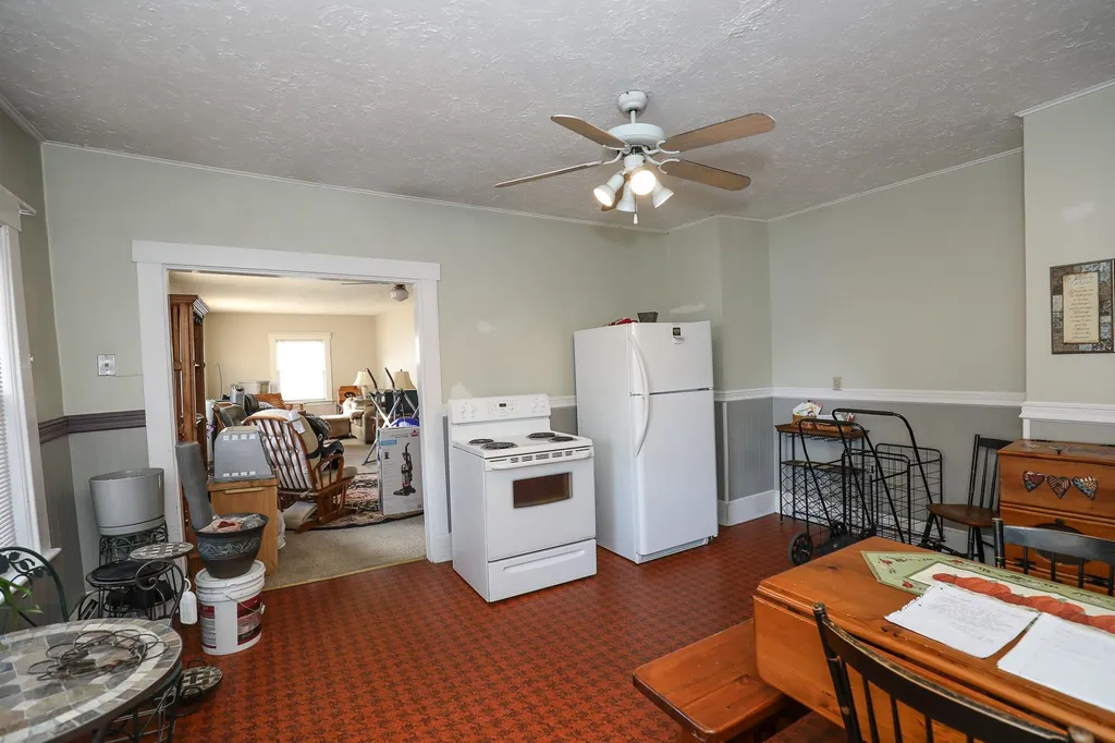 203 Alsace Street Manchester NH 03102