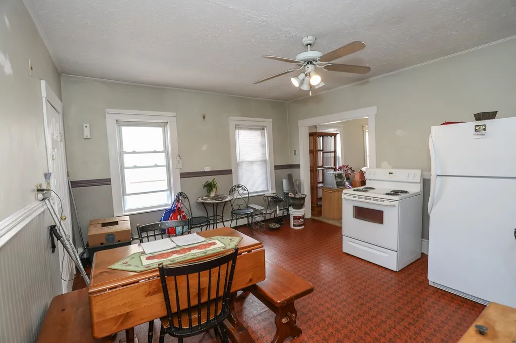 203 Alsace Street Manchester NH 03102