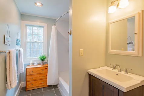 313 Mcnamara Road Dorset VT 05251