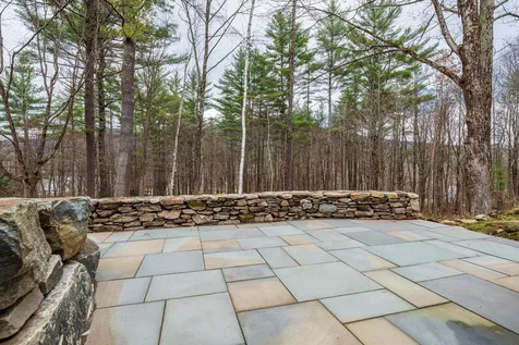 313 Mcnamara Road Dorset VT 05251