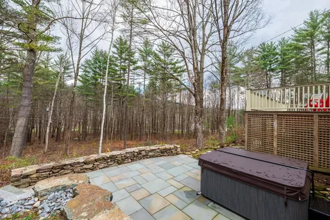 313 Mcnamara Road Dorset VT 05251