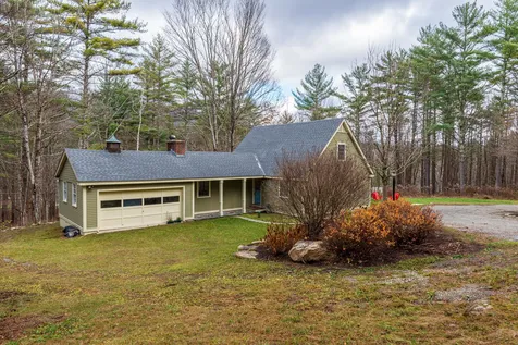 313 Mcnamara Road Dorset VT 05251