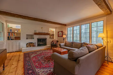 313 Mcnamara Road Dorset VT 05251