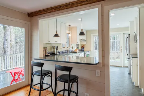 313 Mcnamara Road Dorset VT 05251