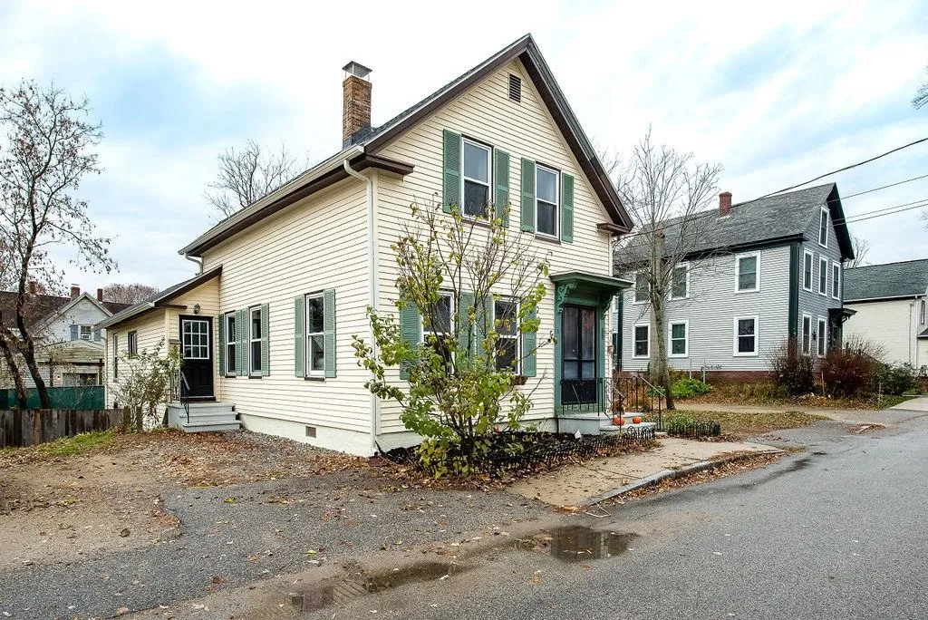 6 Baker Street Dover NH 03820