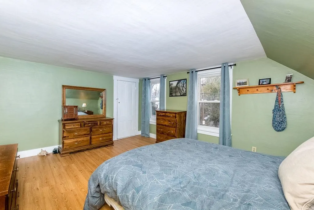 6 Baker Street Dover NH 03820