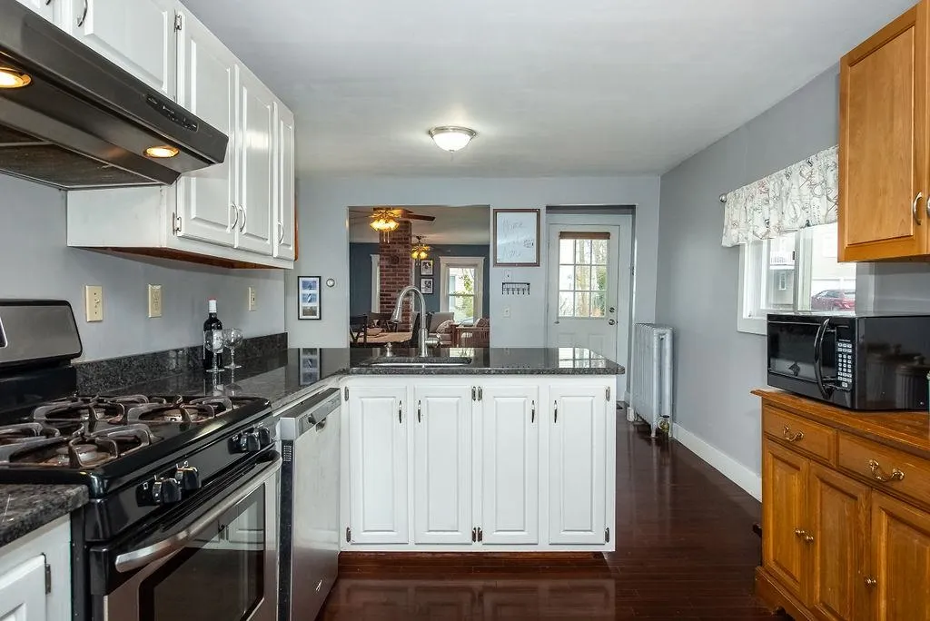 6 Baker Street Dover NH 03820
