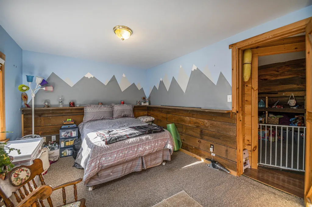 251 Pinnacle Hill Road New Hampton NH 03256