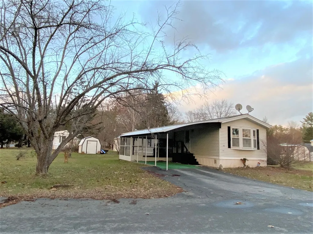 15 Michael Place Claremont NH 03743