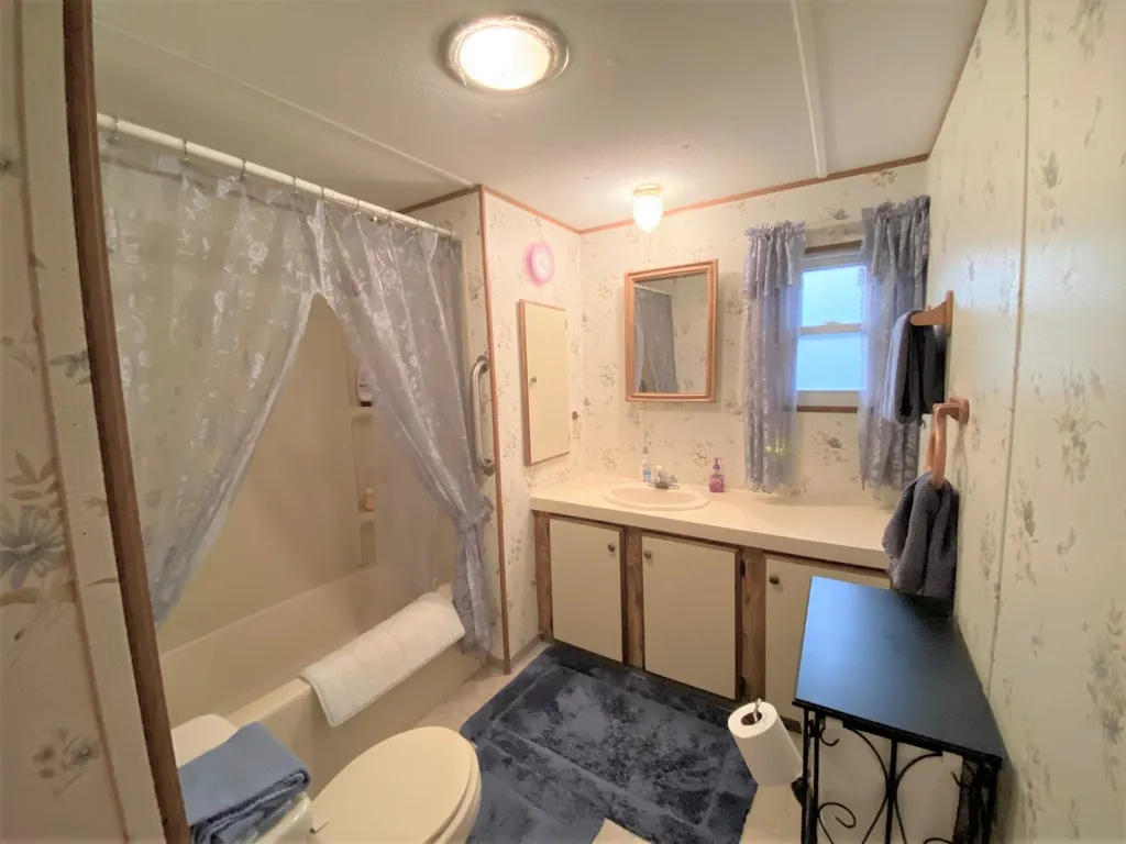 15 Michael Place Claremont NH 03743