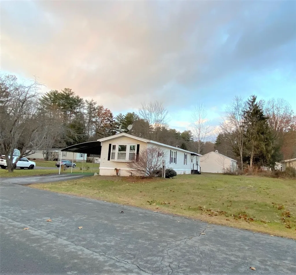 15 Michael Place Claremont NH 03743