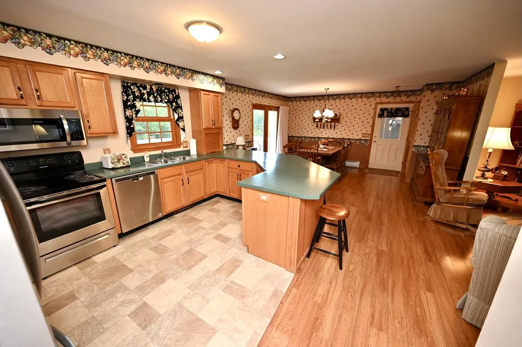29 Sugar Brook Road Rochester NH 03839