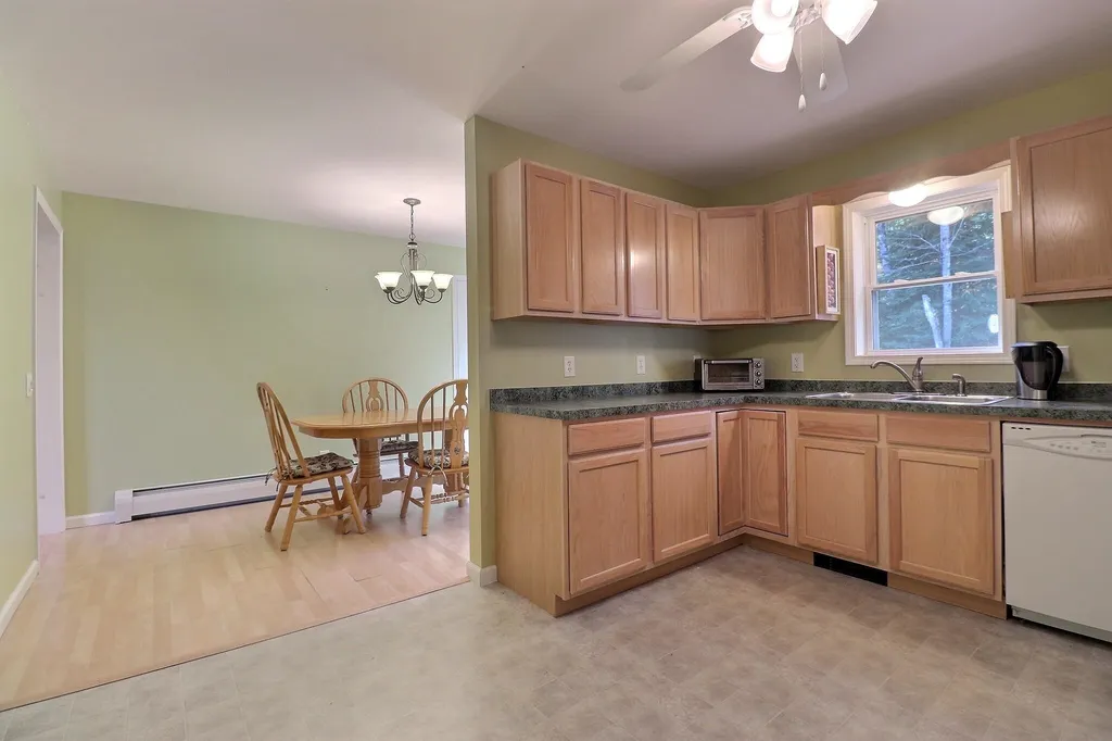 23 Spring Valley Drive Grantham NH 03753