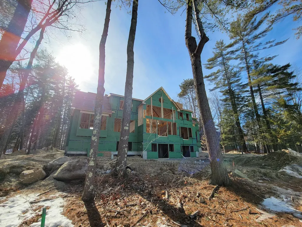 8 Broadview Terrace Gilford NH 03249