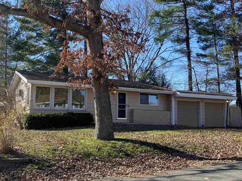 10 Vinton Street Hudson NH 03051