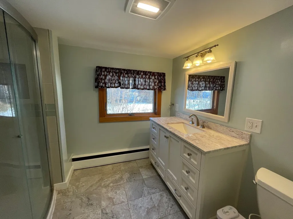 83 Ridge View Road Hartford VT 05001