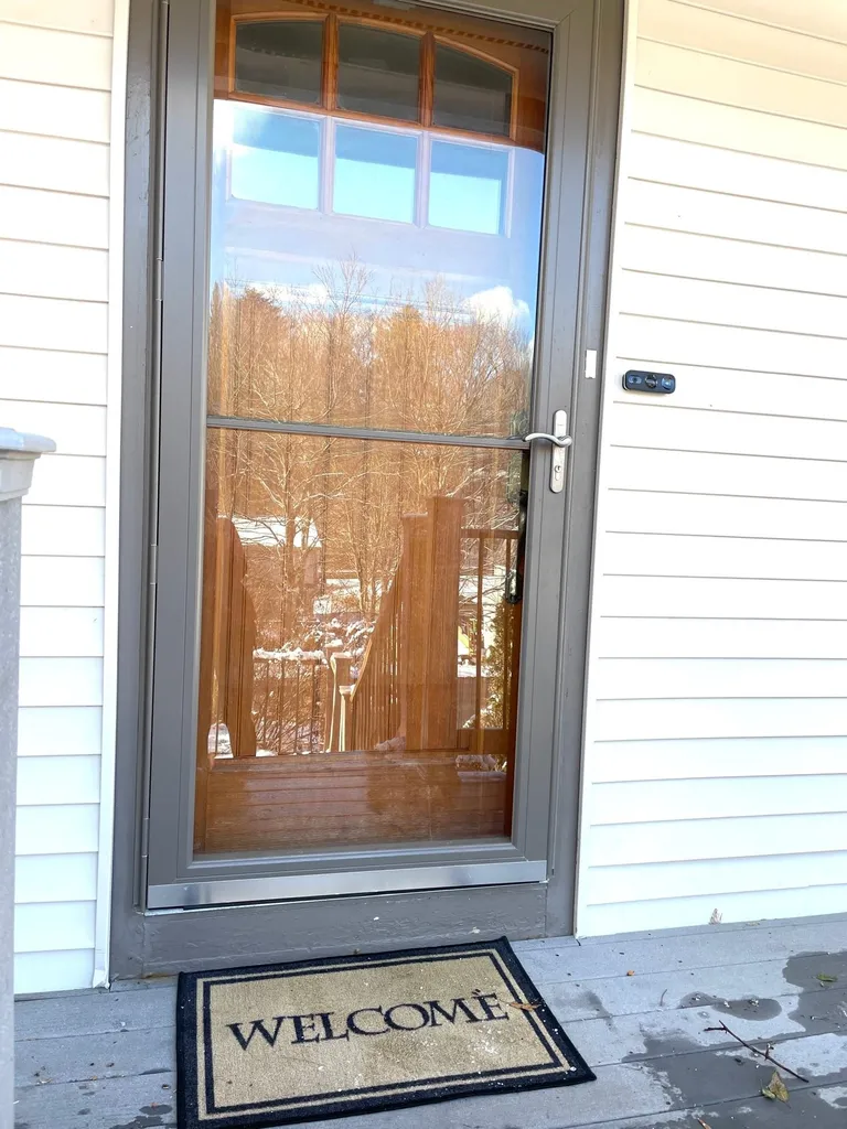 83 Ridge View Road Hartford VT 05001