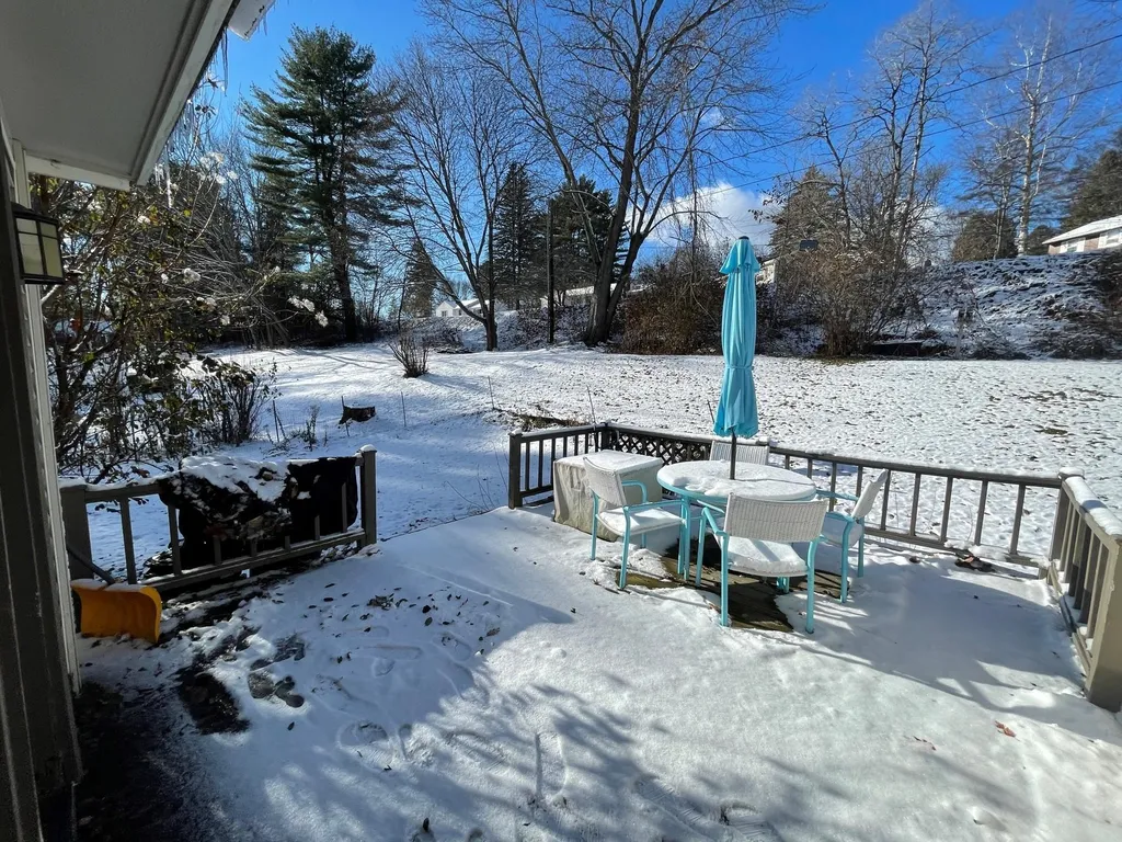 83 Ridge View Road Hartford VT 05001