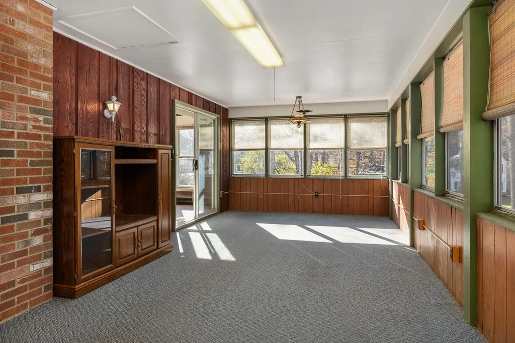 107 Walker Bungalow Road Portsmouth NH 03801