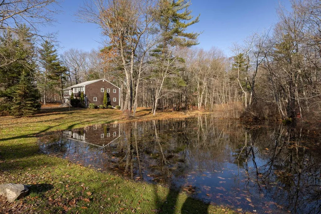 107 Walker Bungalow Road Portsmouth NH 03801