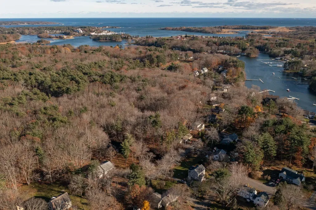 107 Walker Bungalow Road Portsmouth NH 03801