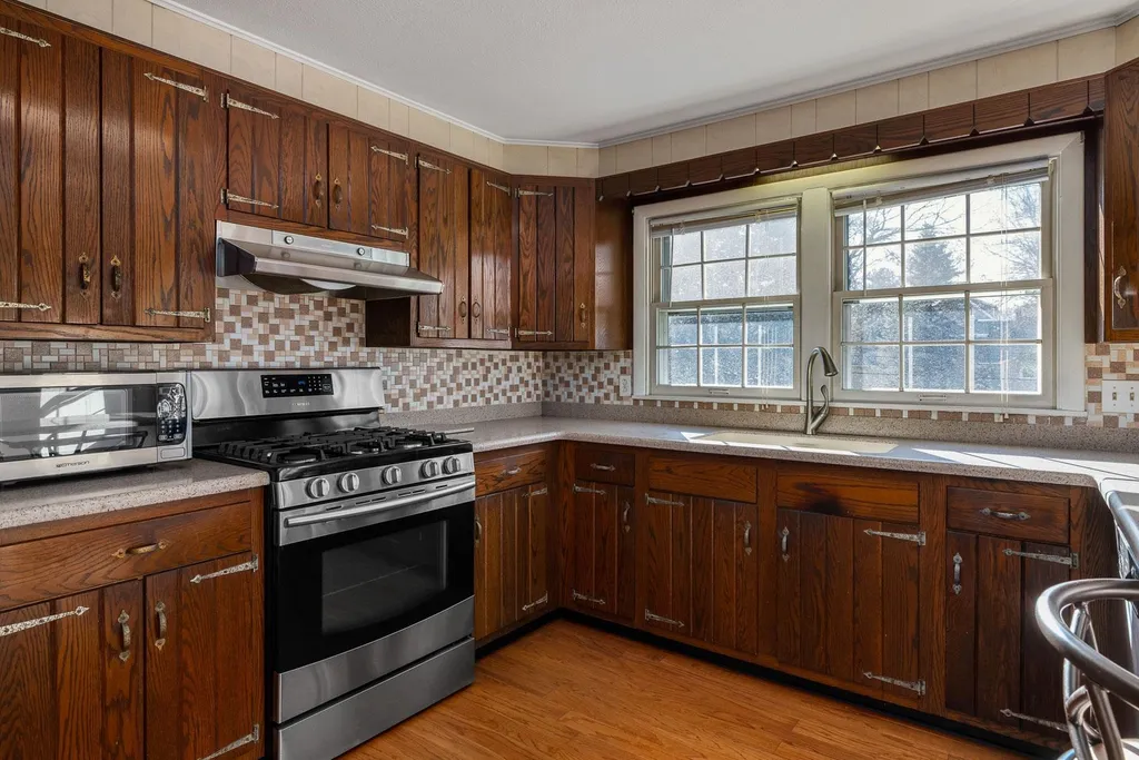 107 Walker Bungalow Road Portsmouth NH 03801