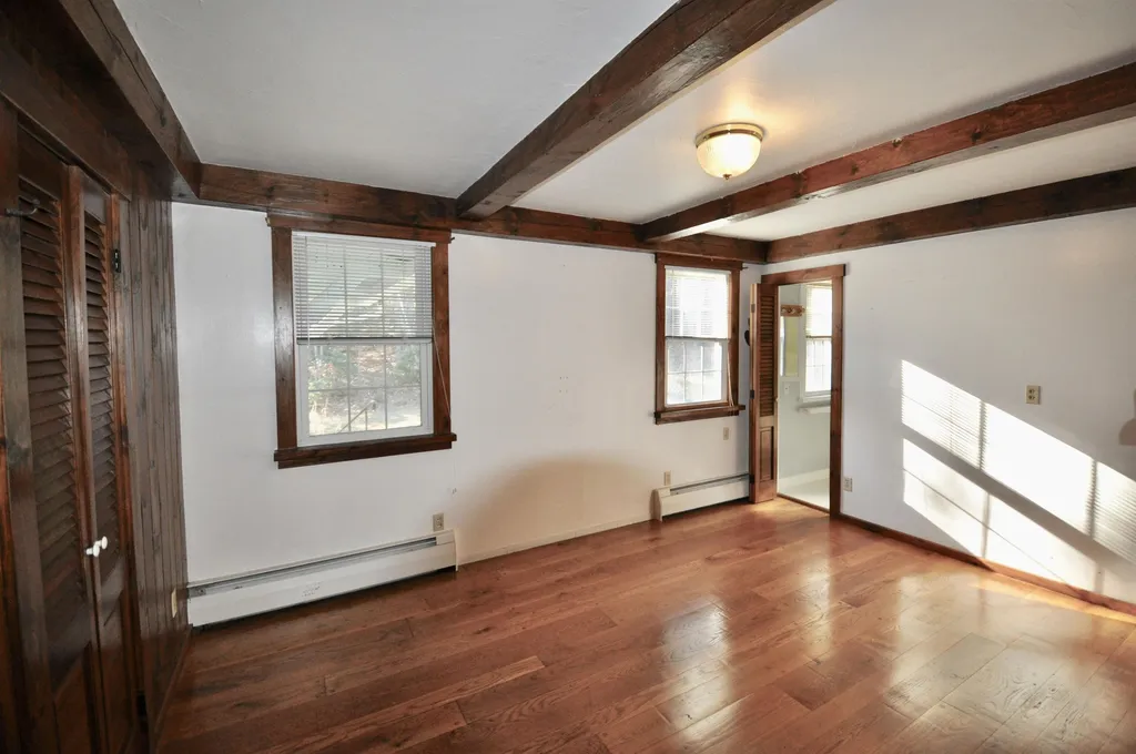 34 Ball Hill Road Milford NH 03055-3407