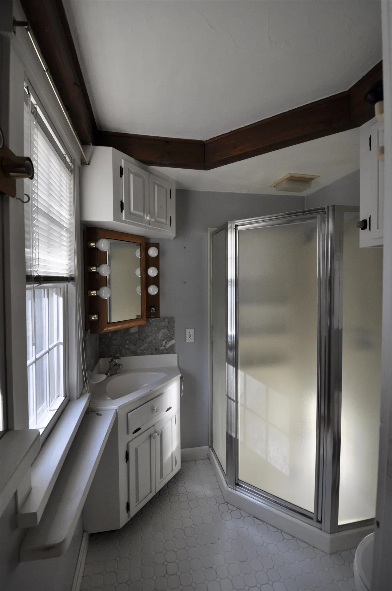34 Ball Hill Road Milford NH 03055-3407