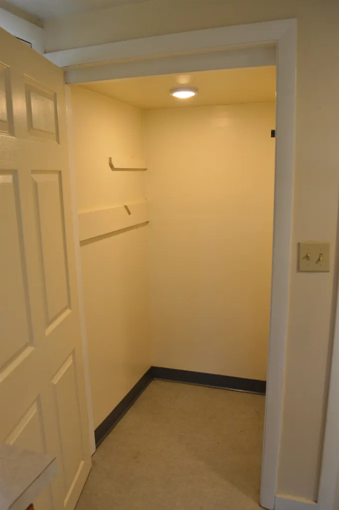 33 Oak Street Keene NH 03431