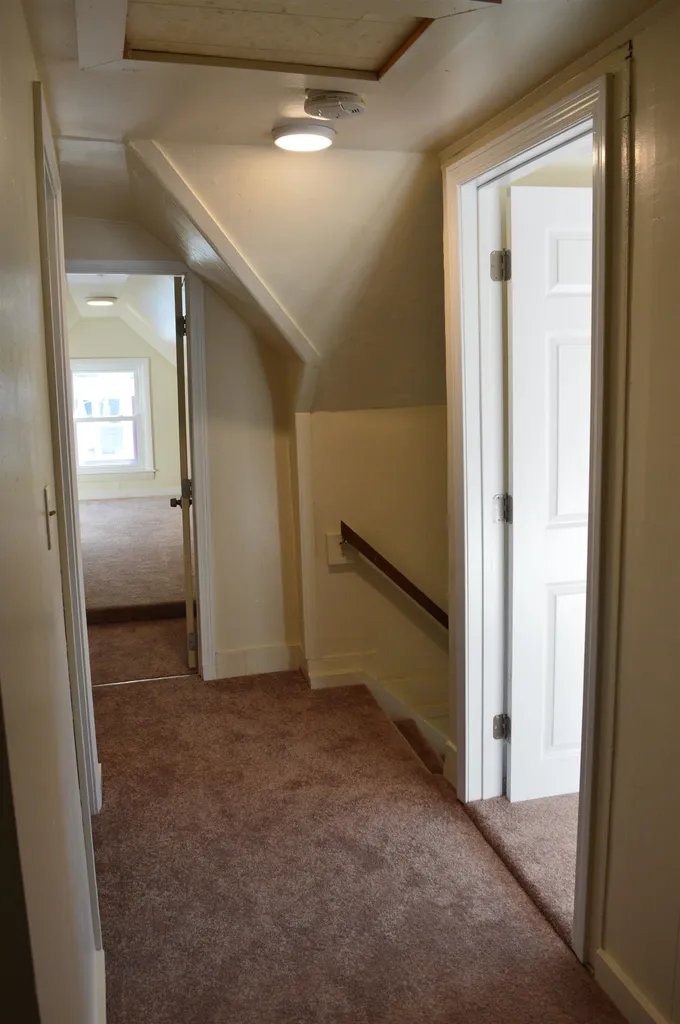 33 Oak Street Keene NH 03431
