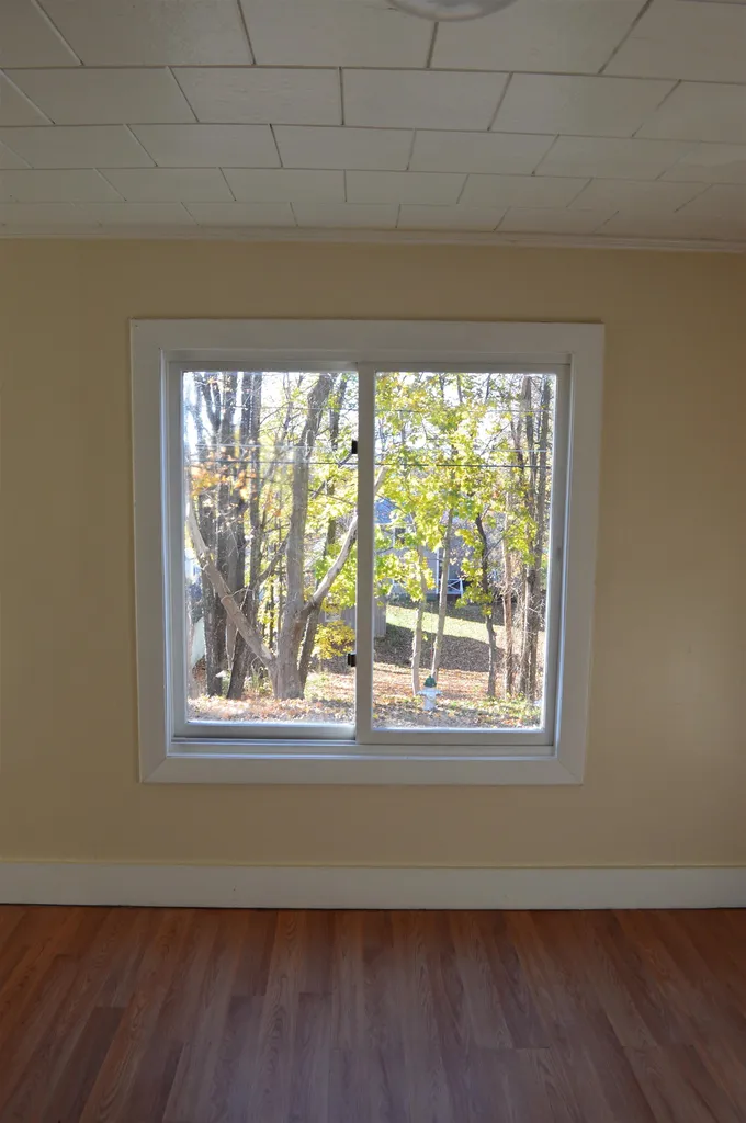 33 Oak Street Keene NH 03431